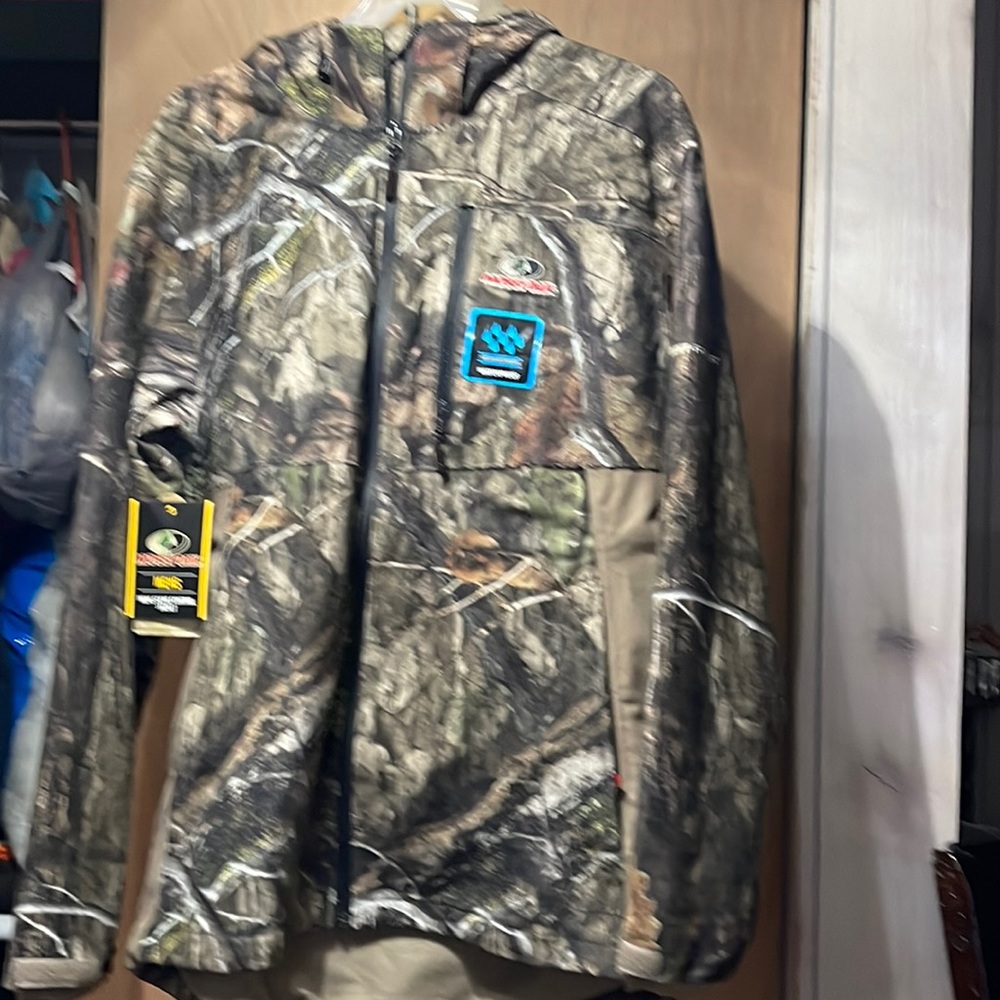 Mens MossyOak Camo Scent Controled Jacket